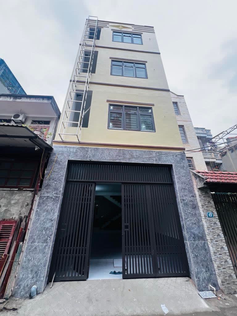 VỊ TRÍ TRUNG TÂM QUẬN HAI BÀ TRƯNG CÁCH 10M RA MẶT NGÕ Ô TÔ, GIÁ CHỈ 170 TRIỆU/M2
